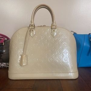 Louis Vuitton Alma GM